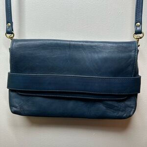 Ceri Hoover Alys Clutch‎ in Pacific Blue